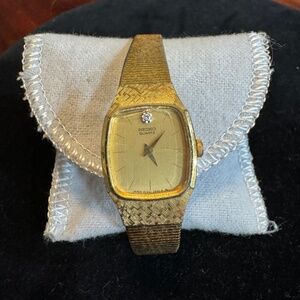 Seiko Vintage Ladies Watch With Diamond